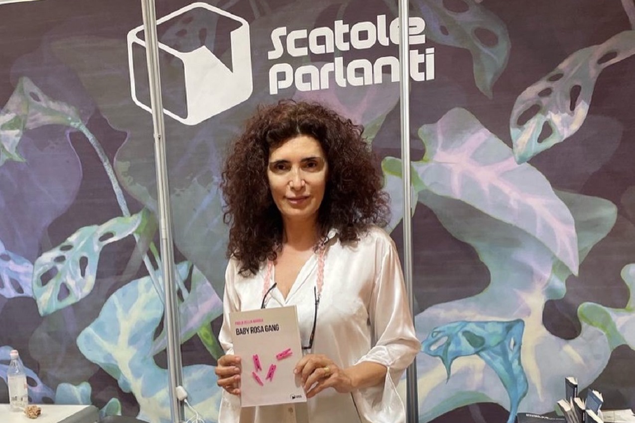 #Salto22-Paola della Mariga-Baby rosa gang-Scatole parlanti